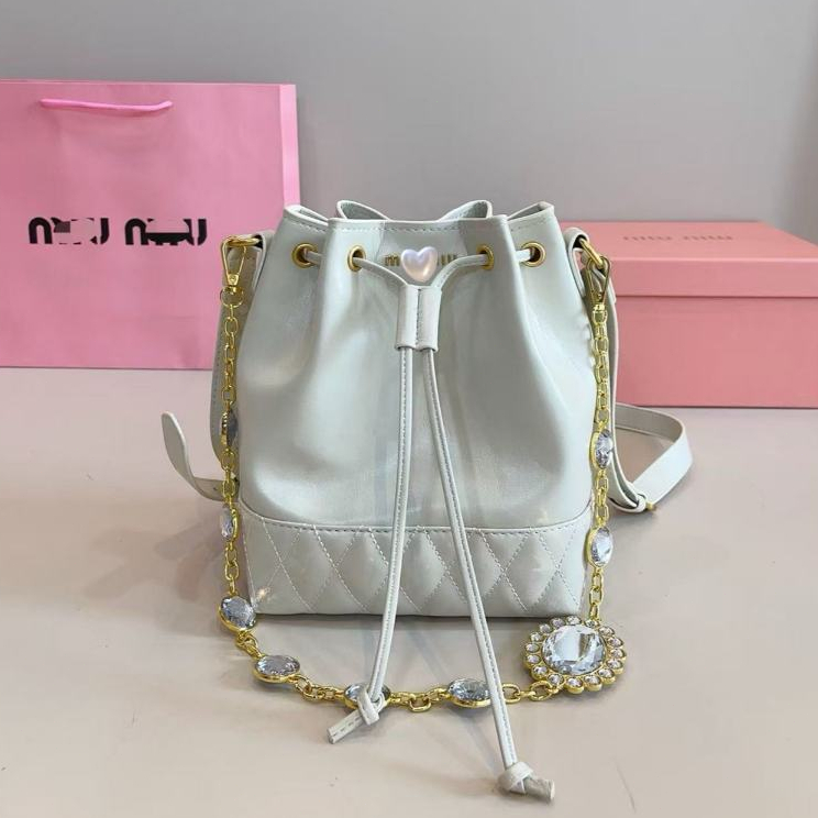 Pre Order Tas Wanita Model Bucket Bag Ukuran 16x9x21cm Desain Simple Elegan untuk Kerja Kuliah dan H