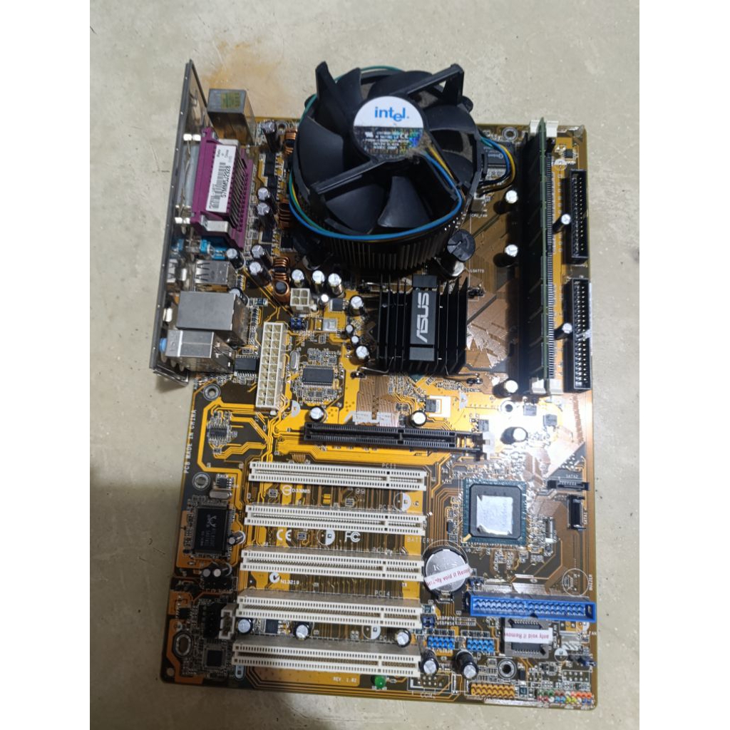 Motherboard ASUS P5P800S LGA 775+Prosesor Intel Pentium 4 Ram DDR2 1GB Bonus Fan Prosesor