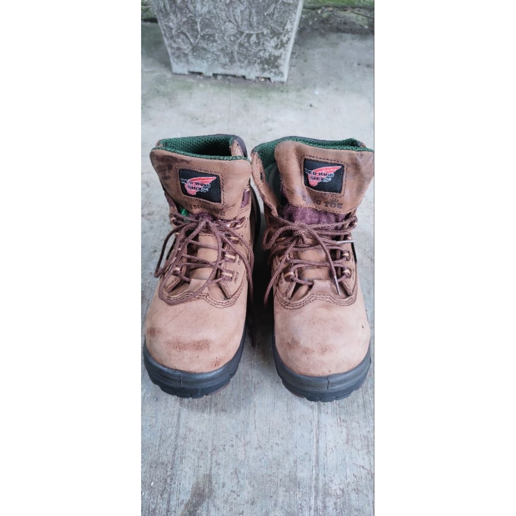 sepatusafetyREDWINGS