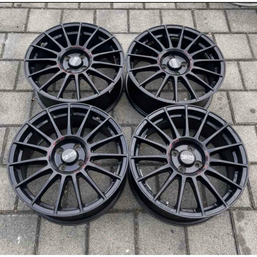 Velg Mobil Original OZ Superturismo LM Ring 17. Made in Italy. Matt Black. Lebar 7. Et 40. Pcd 4x100