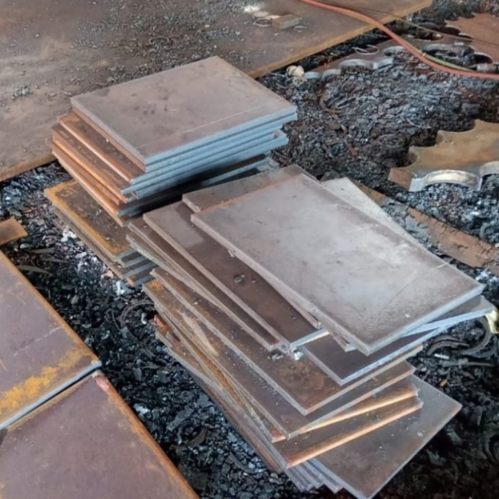 plat besi potong custom tebal 10mm