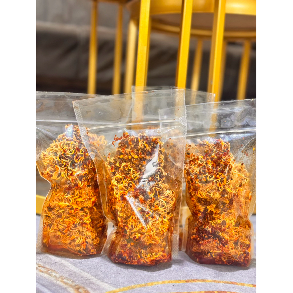 

MIE KREMES CIKRUH DAUN JERUK