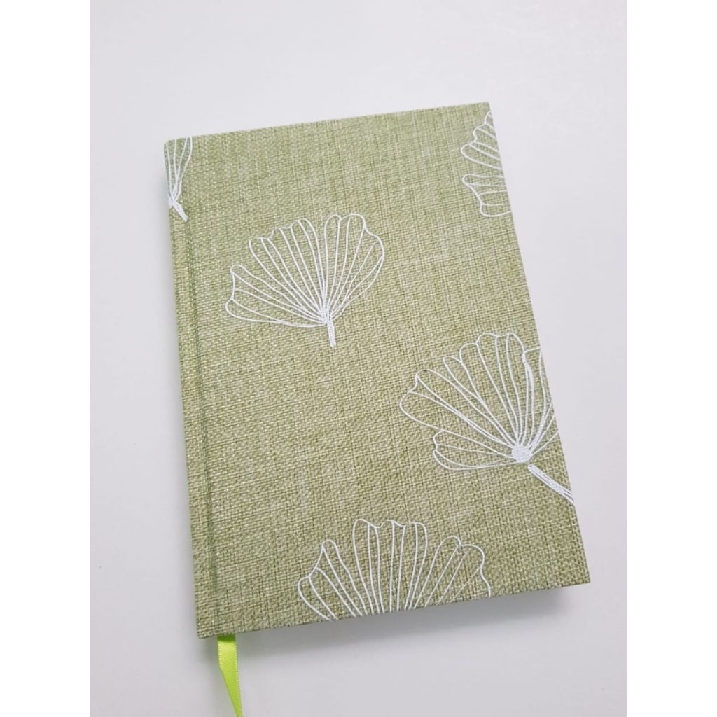 

MINISO Hardcover Book 100 Sheets