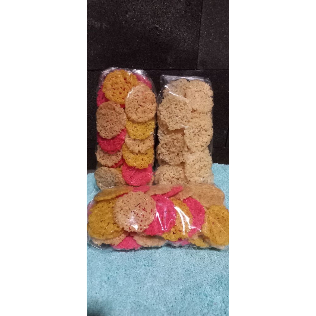 

Rengginang singkong 1 kg + 1/2 kg