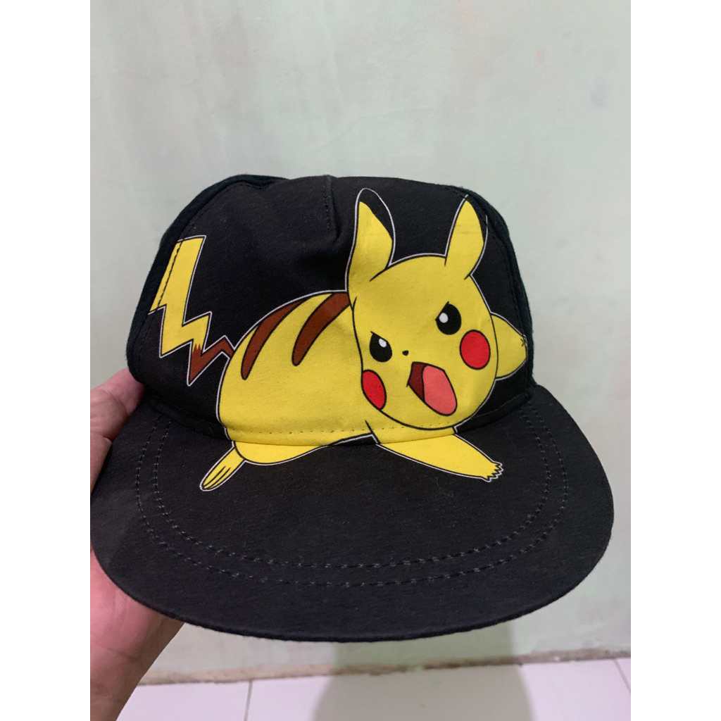 Topi Pokemon Pikachu Official