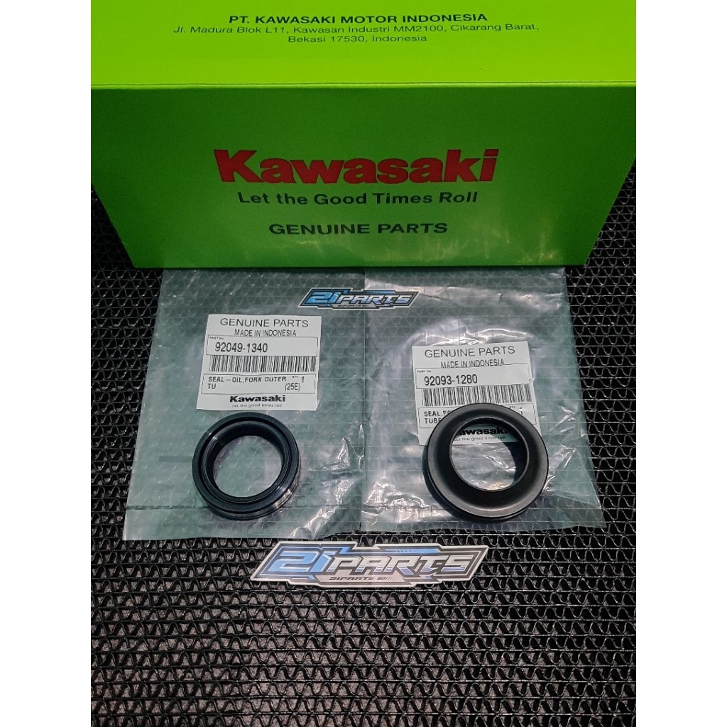 SEAL SIL SHOCK SEAL Sil DEBU SHOCK DEPAN NINJA R SS RR OLD RR NEW ORIGINAL BARU KAWASAKI GENUINE PAR