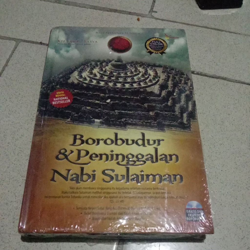 BUKU BOROBUDUR & PENINGGALAN NABI SULAIMAN