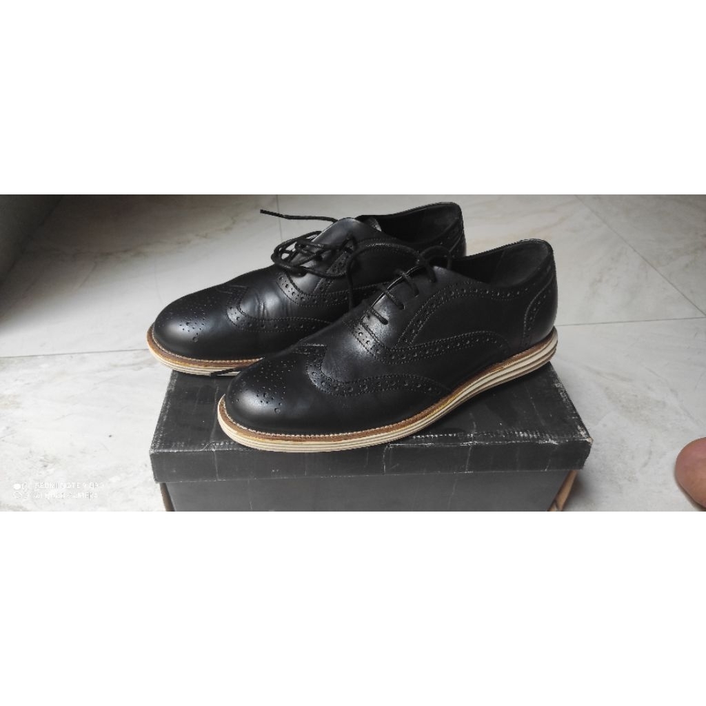 Sepatu Ftale Hitam Size 44