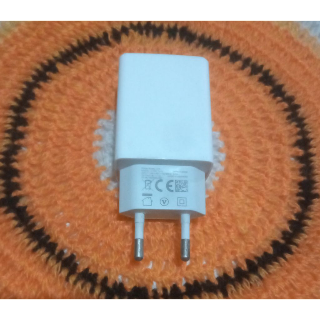 Charger Oppo 1A 10W Second Ori bawaan HP