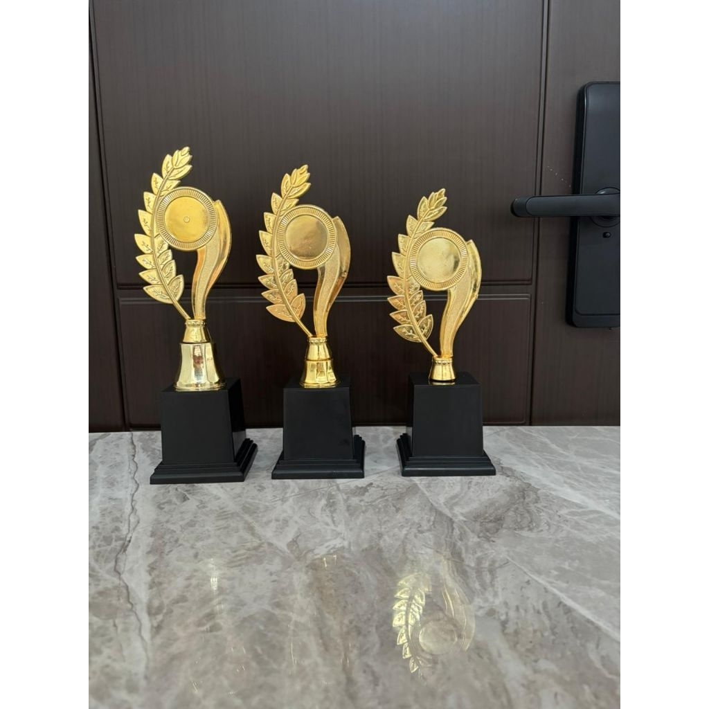 PIALA 1 SET - GT 01 GROSIR