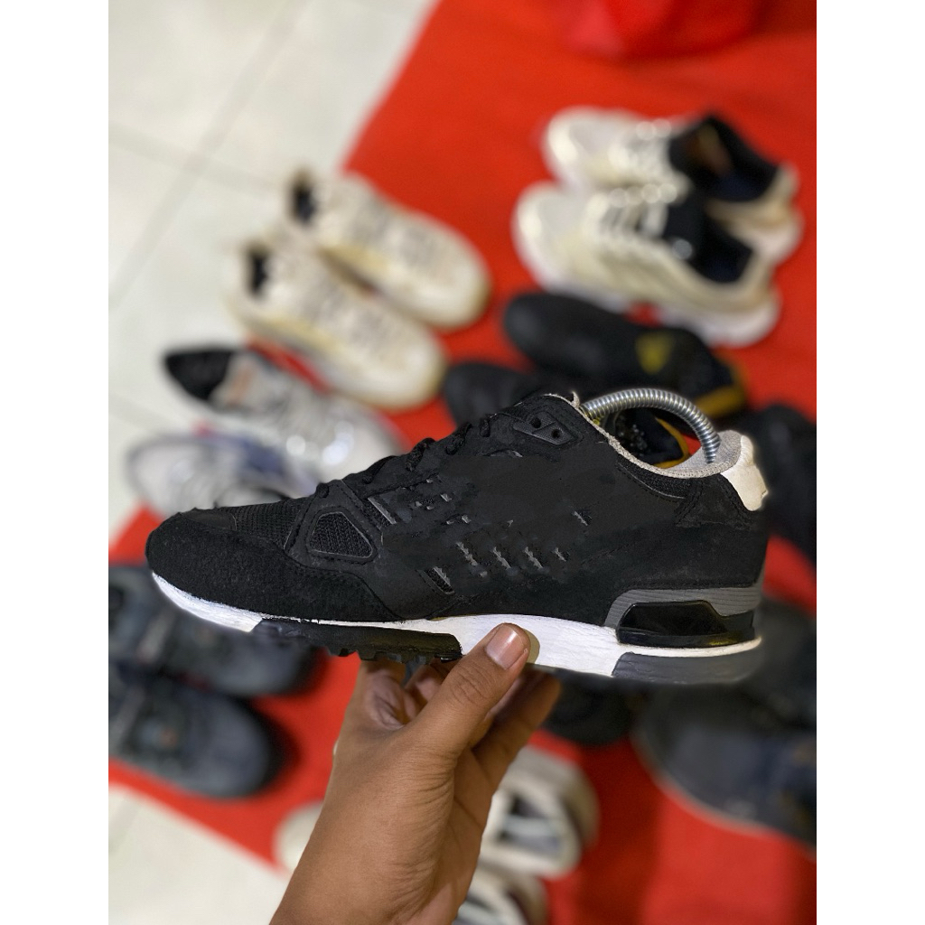 Sepatu second casual zx750