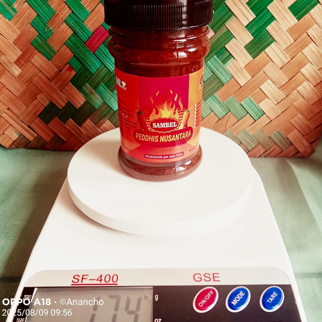 

(PEDAS) Bumbu hitam bebek khas Madura varian pedas kemasan 150g