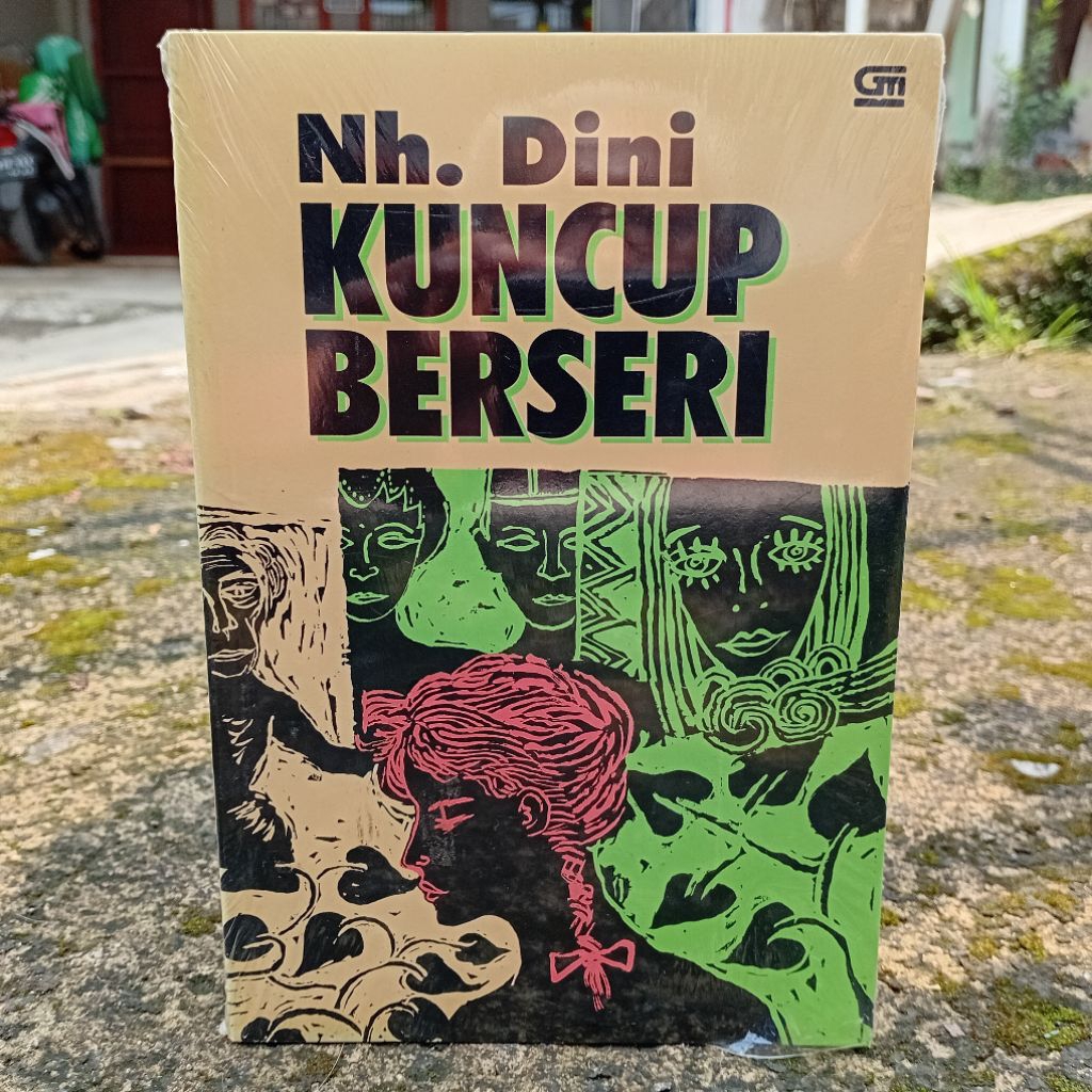 Novel Kuncup Berseri by Nh. Dini (2004) Bhs Indonesia Original Gramedia Sealed Nos