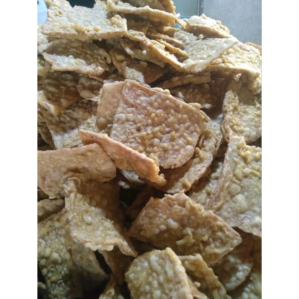 

1KG KERIPIK TEMPE BANDUNG ORIGINAL ASIN GURIH RENYAH OLEH OLEH BANDUNG