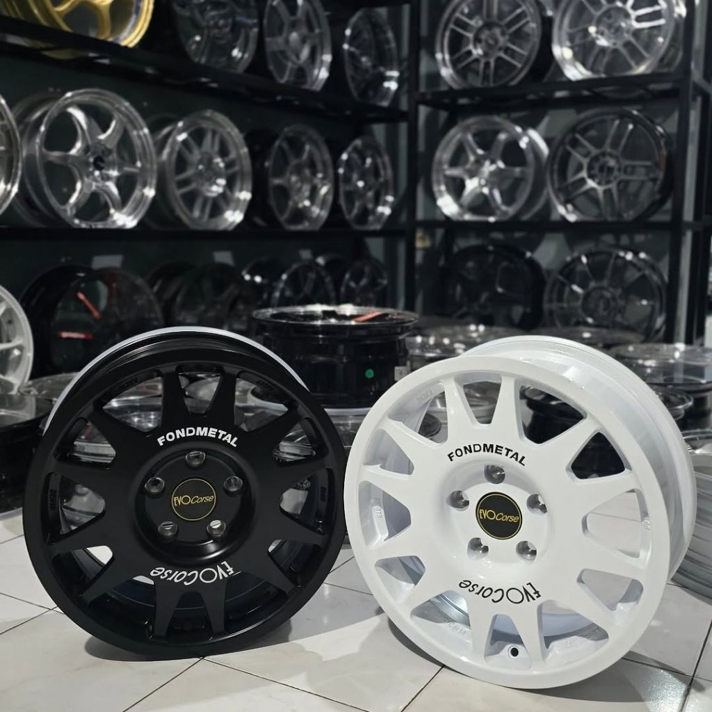 Velg Mobil R16 Evocorse Fondmetal, Warna Putih, PCD 5x114.3