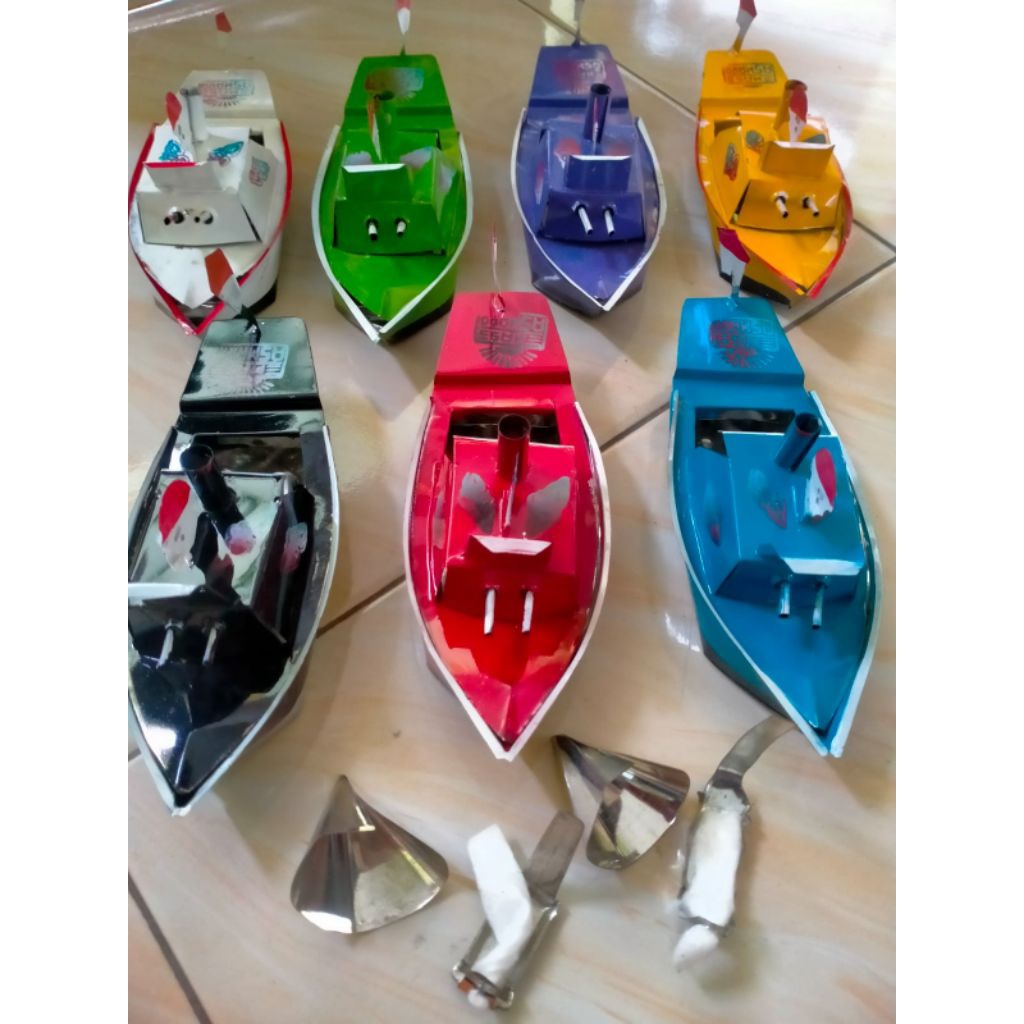 MAINAN TRADISIONAL/MAINAN JADUL OTOK OTOK BESAR MAINAN KAPAL OTOK OTOK JUMBO/PERAHU OTOK OTOK/ TERMU