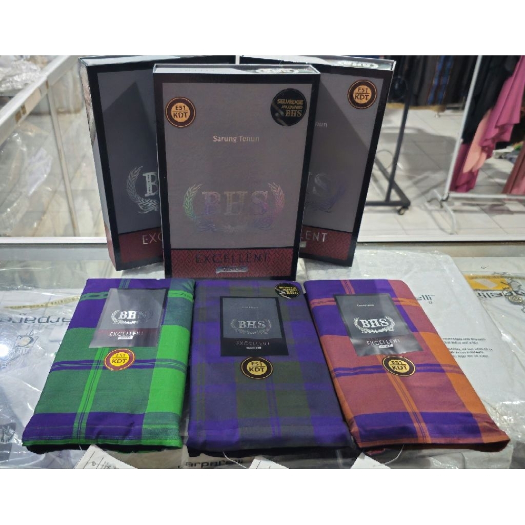 Sarung BHS Excellent Grade Silver Motif KDT