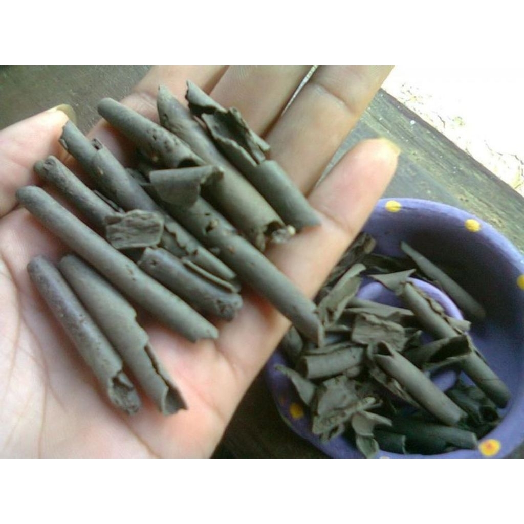 

Ampo Tanah Liat Tradisional berat 250g – Mengurangi Pahit Daun Pepaya Secara Alami