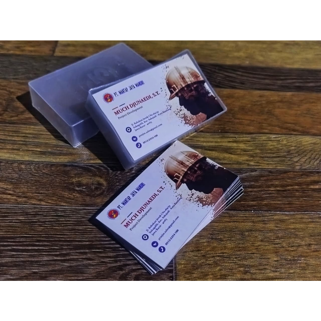 

Kartu Nama Custom (FREE DESIGN) 1 Sisi Free Box (Isi 100pcs)