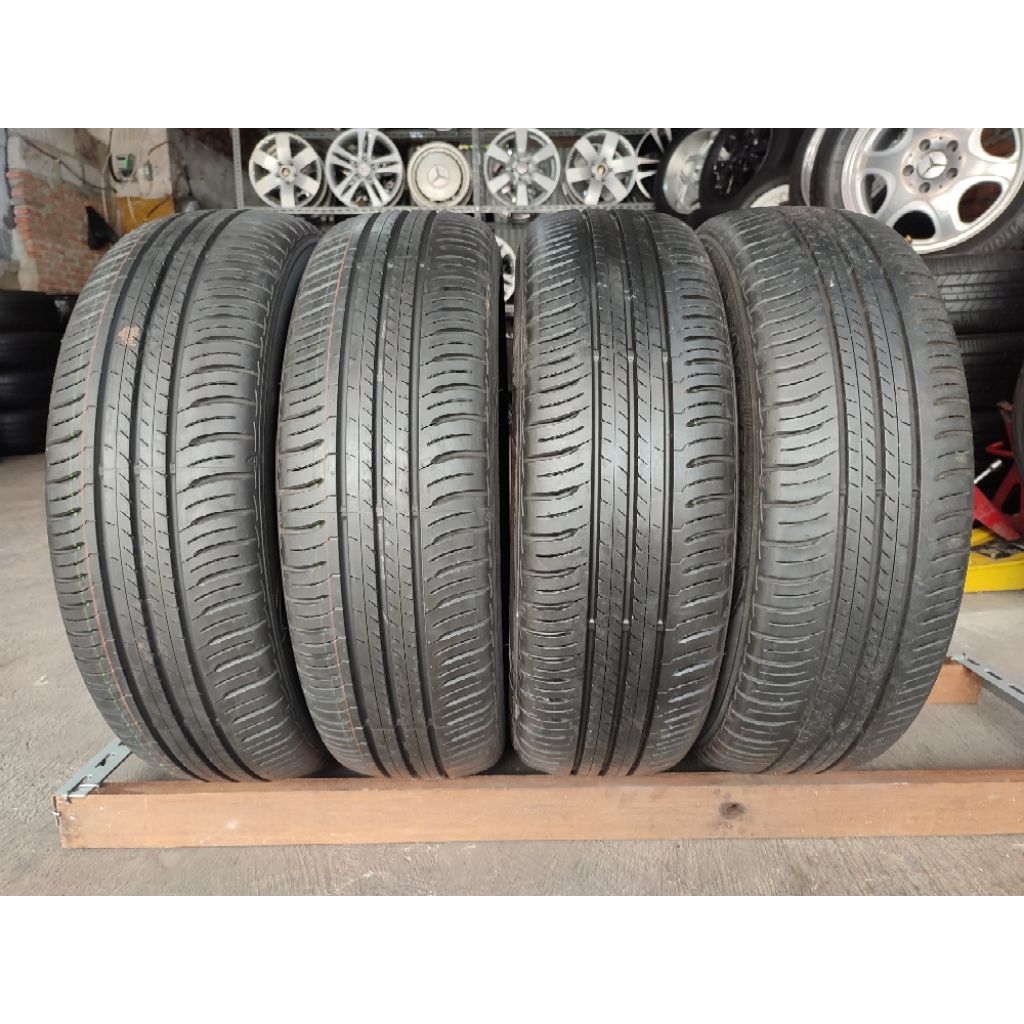 Ban 205/60 R17 Dunlop Enasave Copotan Raize