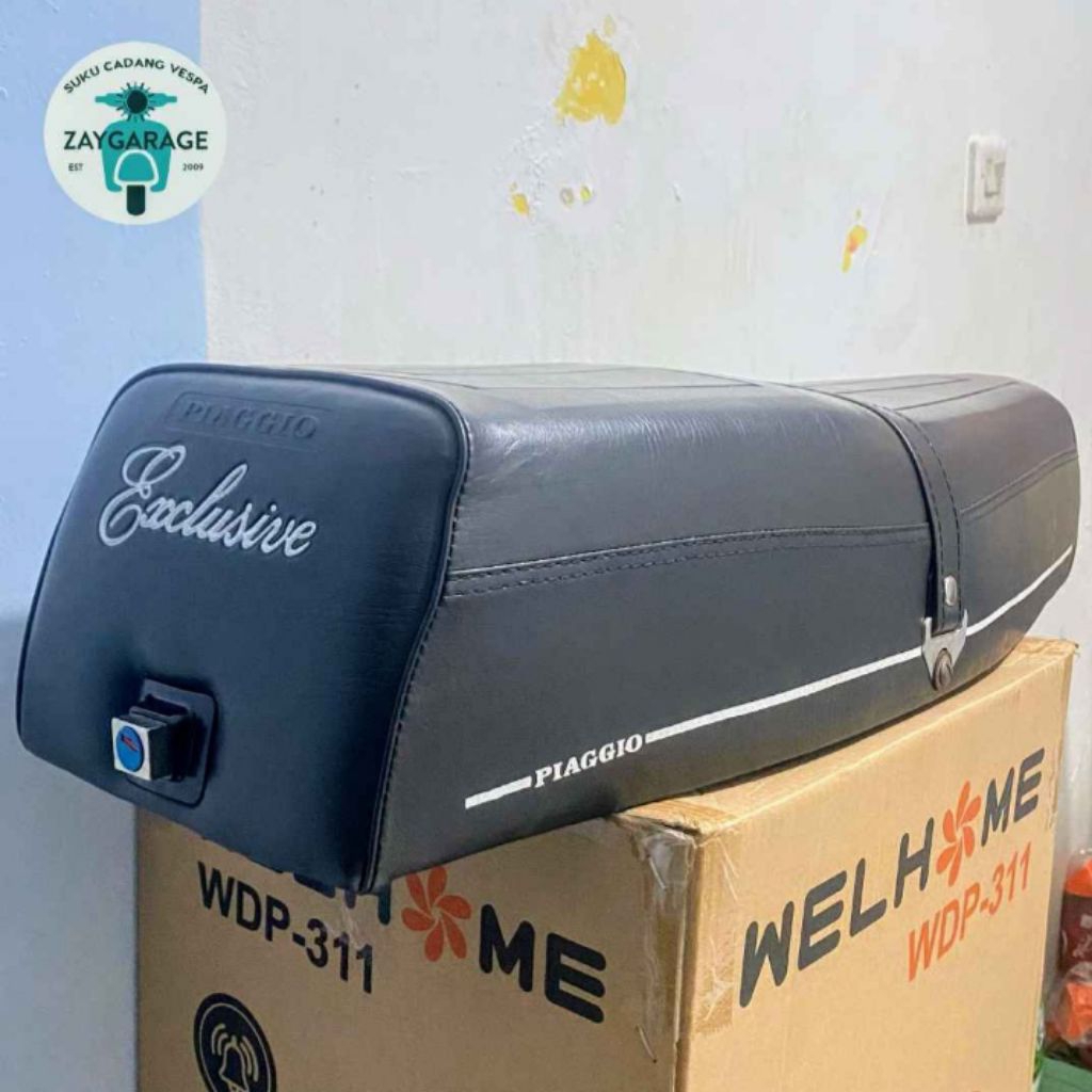 Jok Panjang Vespa Exclusive Original Px Pxe PS Strada Sera Lengkap Kuncinya
