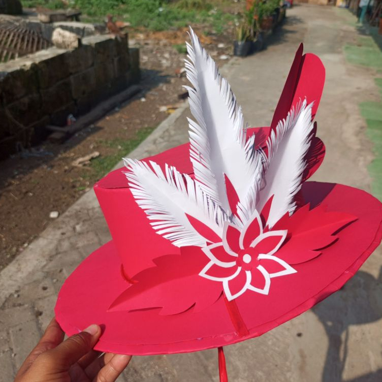 TOPI KARNAVAL AGUSTUSAN DARI KERTAS KARTON