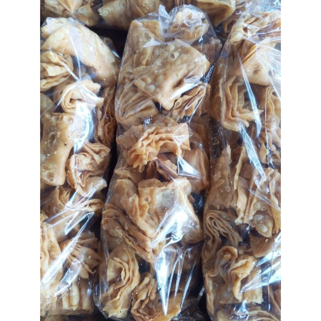 

Kripik Keripik Petampe Pangsit Bakso Kelang Madura