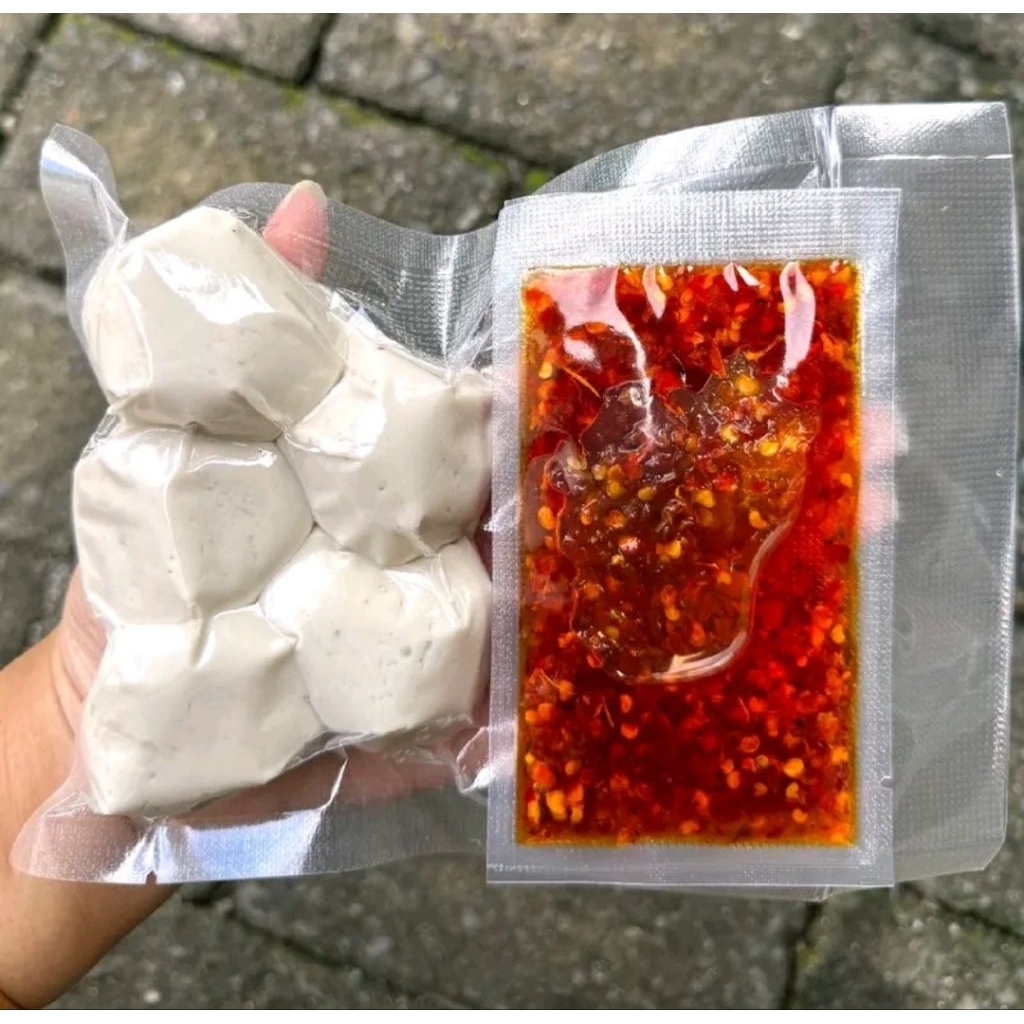 

BASRENG MENTAH CHILI OIL 5.000 isi 4PCS (BY NARAVFOOD)