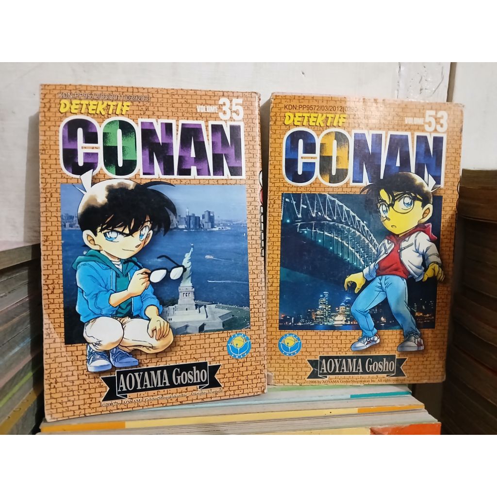 komik conan (set 2 pcs)