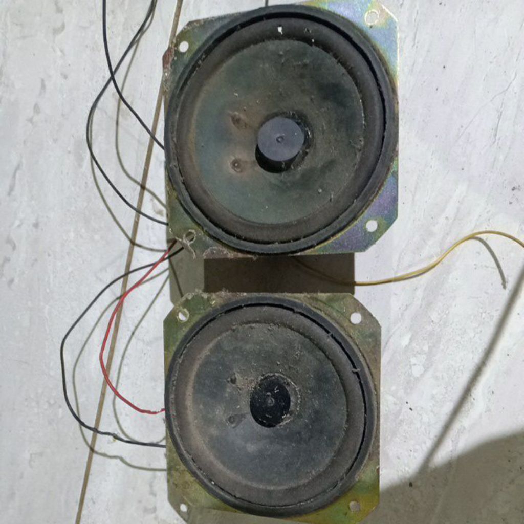 SPIKER TAPE POLYTRON