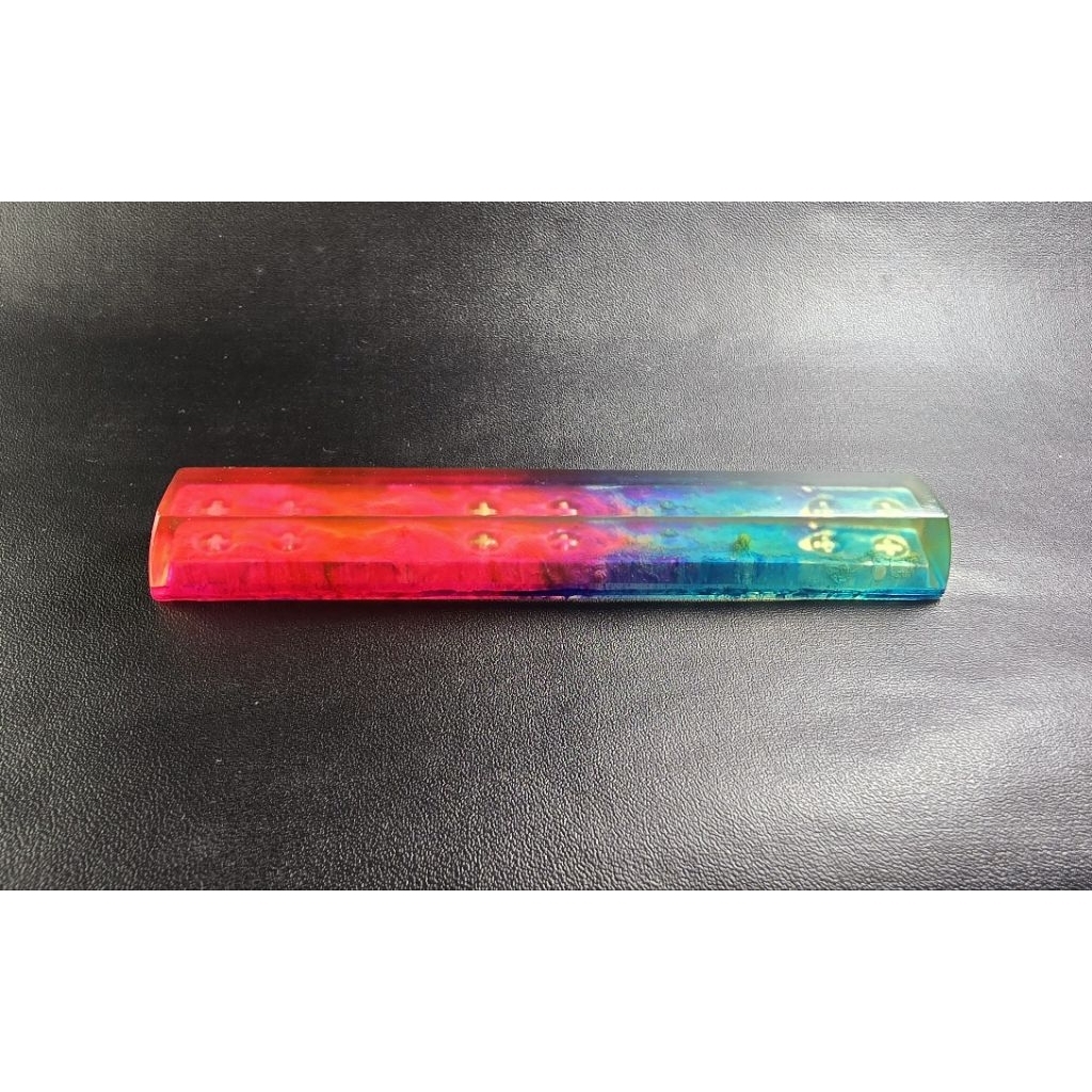 Artisan keycaps resin spacebar tricolor