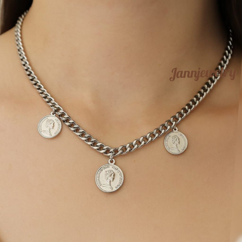 kalung koin eliza bet titanium silver colour 45Cm