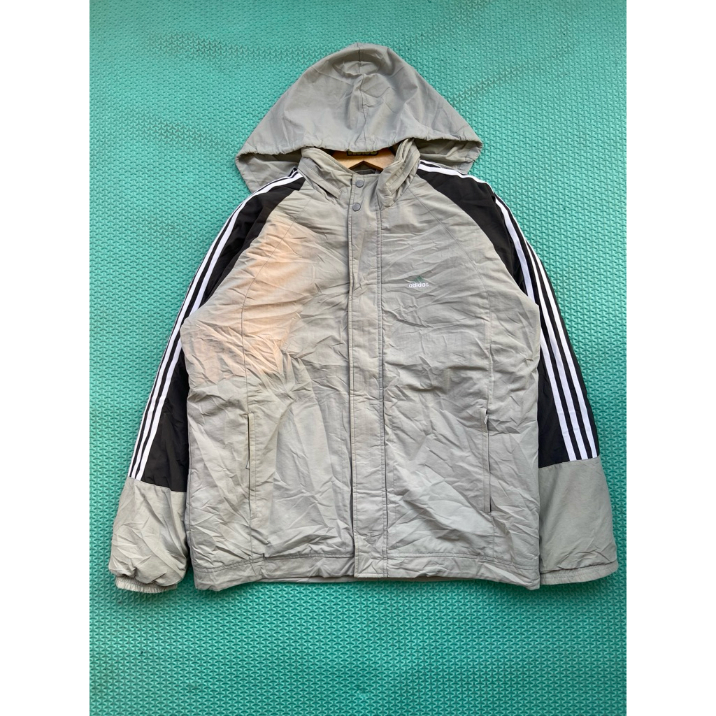 Jacket Tebal ADIDAS Second Cakep Banget, Jacket windbreaker Adidas Second.