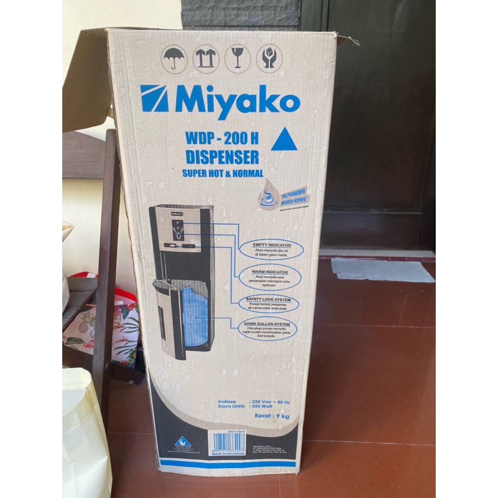 Dispenser Miyako WDP 200 H galon super hot and normal
