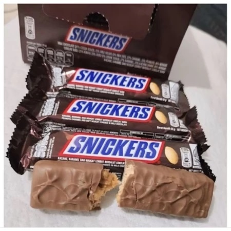 

Snickers 35gr 1 paket isi 5 pcs & 1 box isi 24pcs