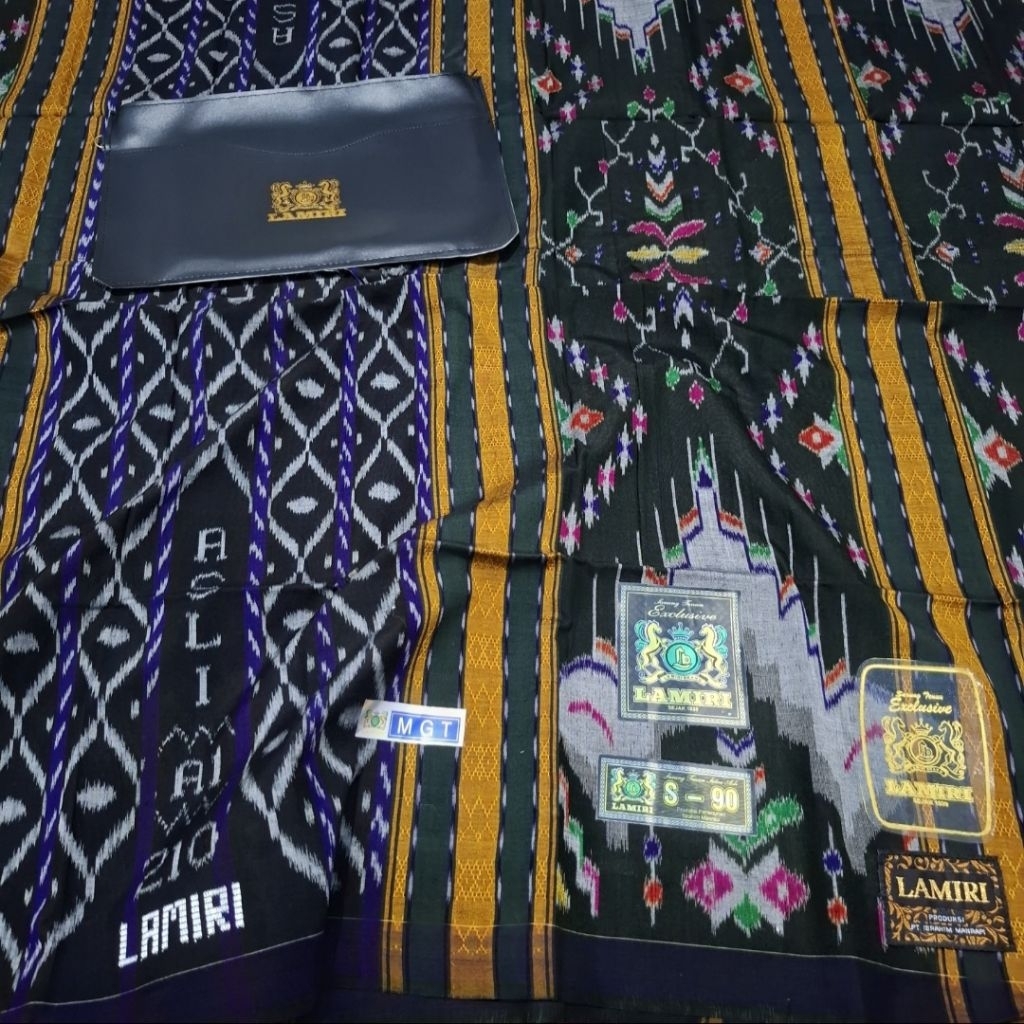 Sarung Lamiri A1 210 MGT Semifull Sutra Songket Timbul Jahitan Tengah ATBM (Bisa COD)