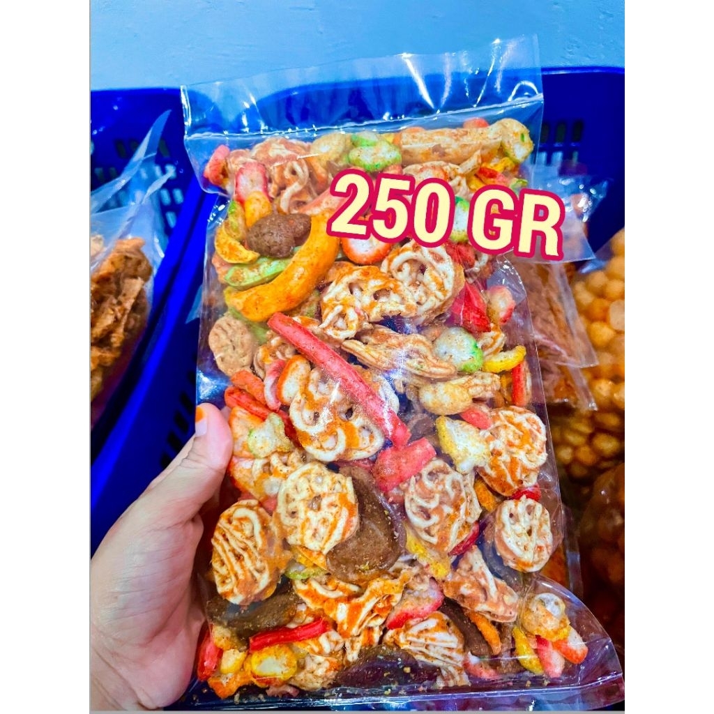 

250GR KERUPUK SEBLAK CAMPUR MIX RASA PEDAS DAUN JERUK TERLARIS MURAH