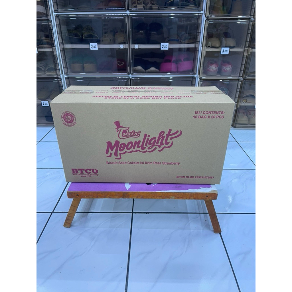 

Kardus 48 cm x 18 cm x 25 cm (250) Bekas Moonlight 16x20 Songle Wall