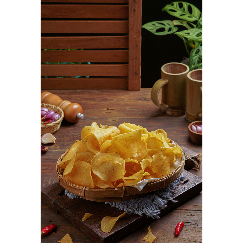 

(1BALL) ISI 4KG KRIPIK NYELEKIT PEDAS GURIH SIAP GORENG