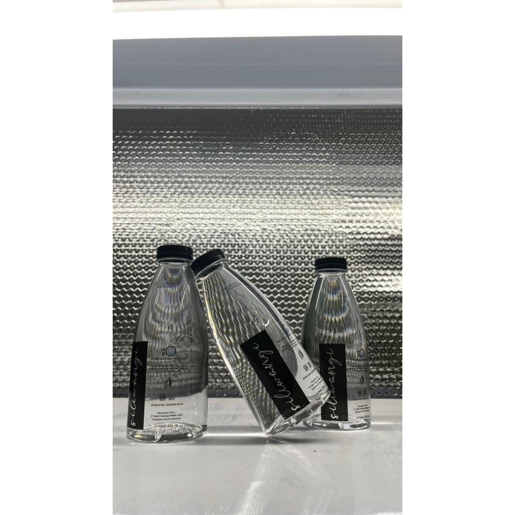 

Air Siliwangi 330ml × 24 Botol (1 Box)