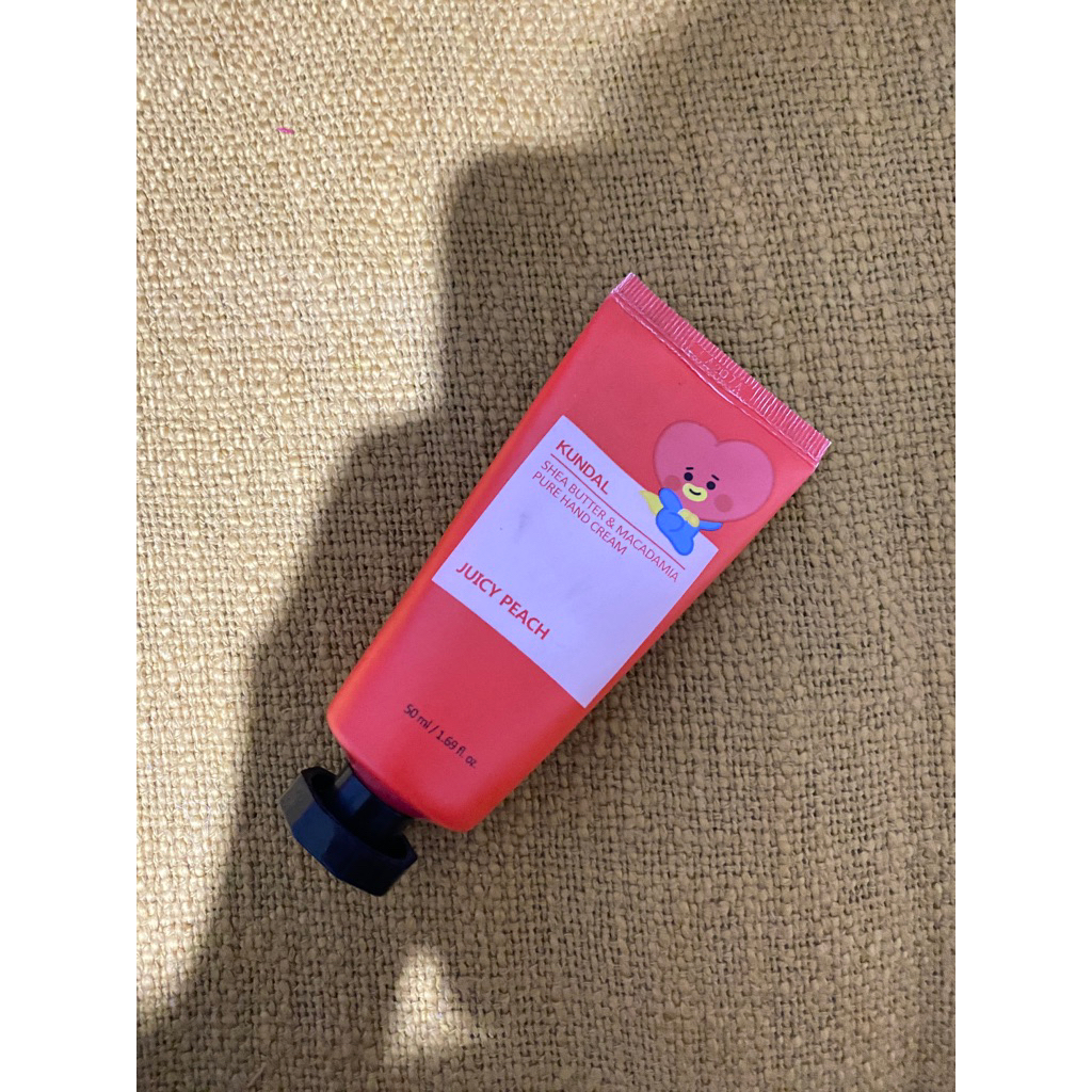 preloved handcream kundal bt21