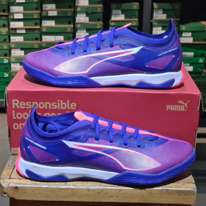PUMA Sepatu Futsal Ultra 5 Match It 107895 01