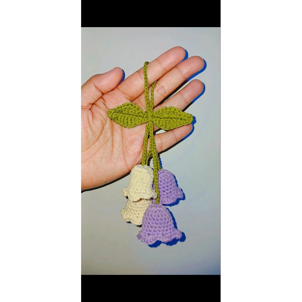 keychain lily of the valley crochet