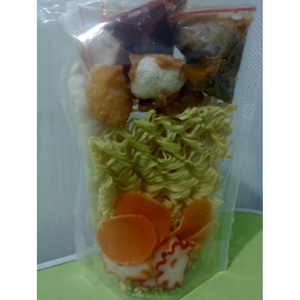 

seblak instan mie kumplit