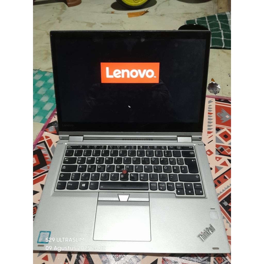 laptop lenovo thinkpad yoga 370 touchsreen