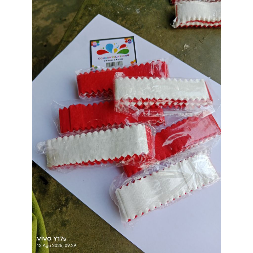 

kertas krep merah putih