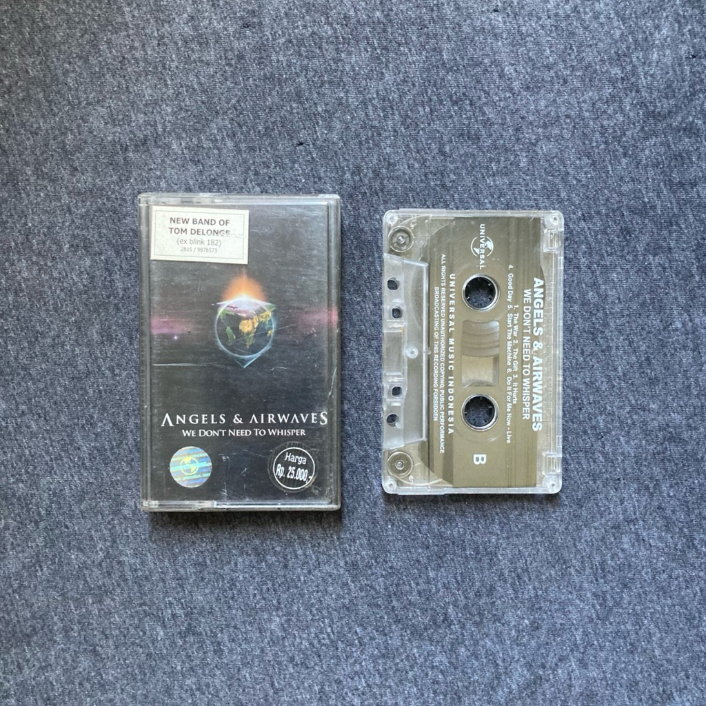 Kaset Pita Angels and Airwaves Original Blink 182 Mark Hoppus Tom Delonge