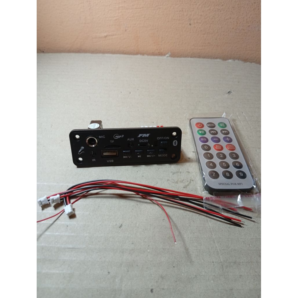 MODUL MP3 BLUETOOTH AMPLIFIER 2×3W MIC 3.7-5V TYPE C