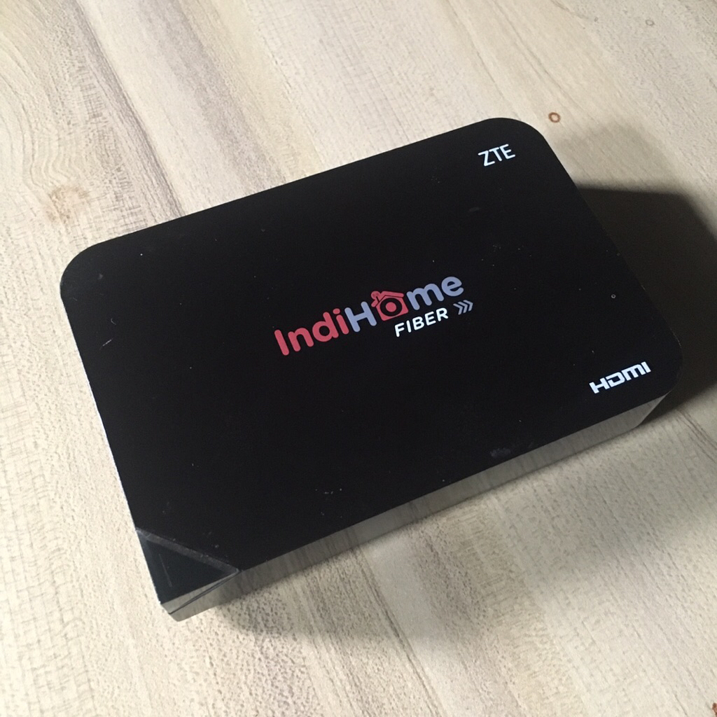 STB ZTE B700V5 BATANGAN