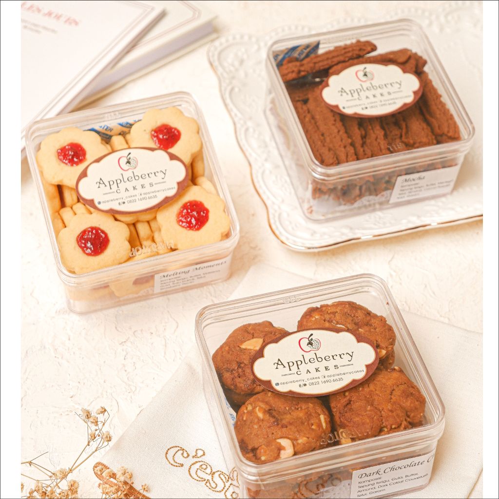 

Premium Cookies (kue kering satuan) Hamper Parsel